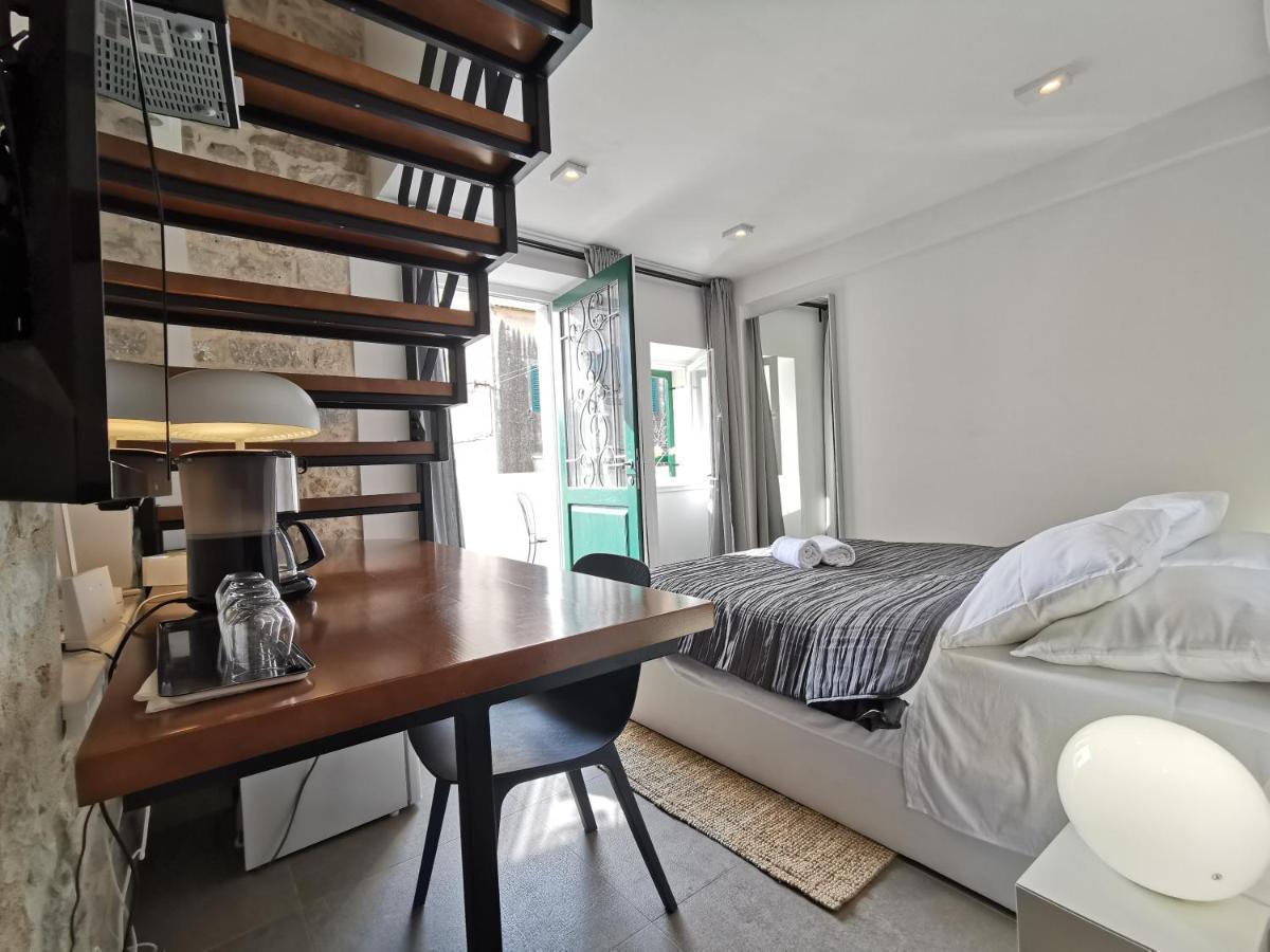 Fjaka Boutique Apartments Spalato Esterno foto