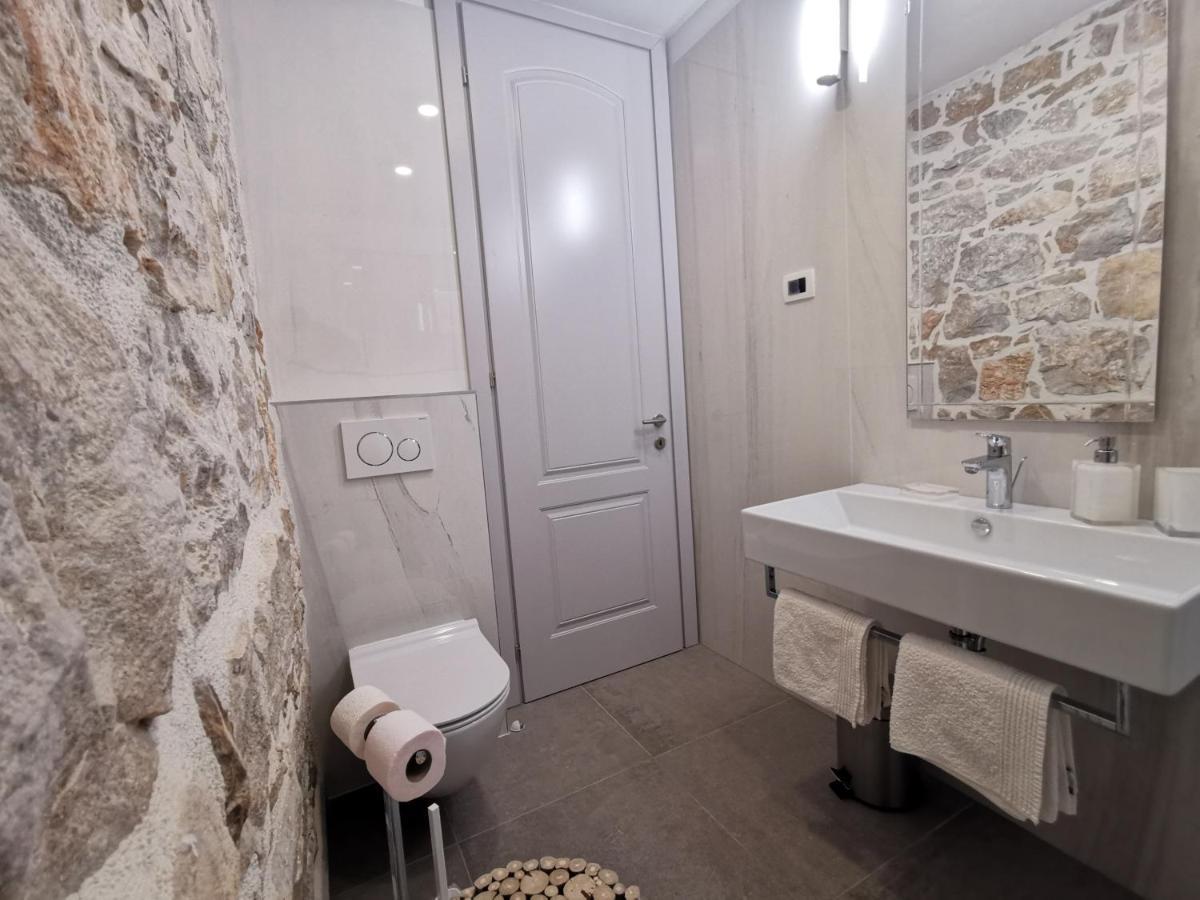 Fjaka Boutique Apartments Spalato Esterno foto